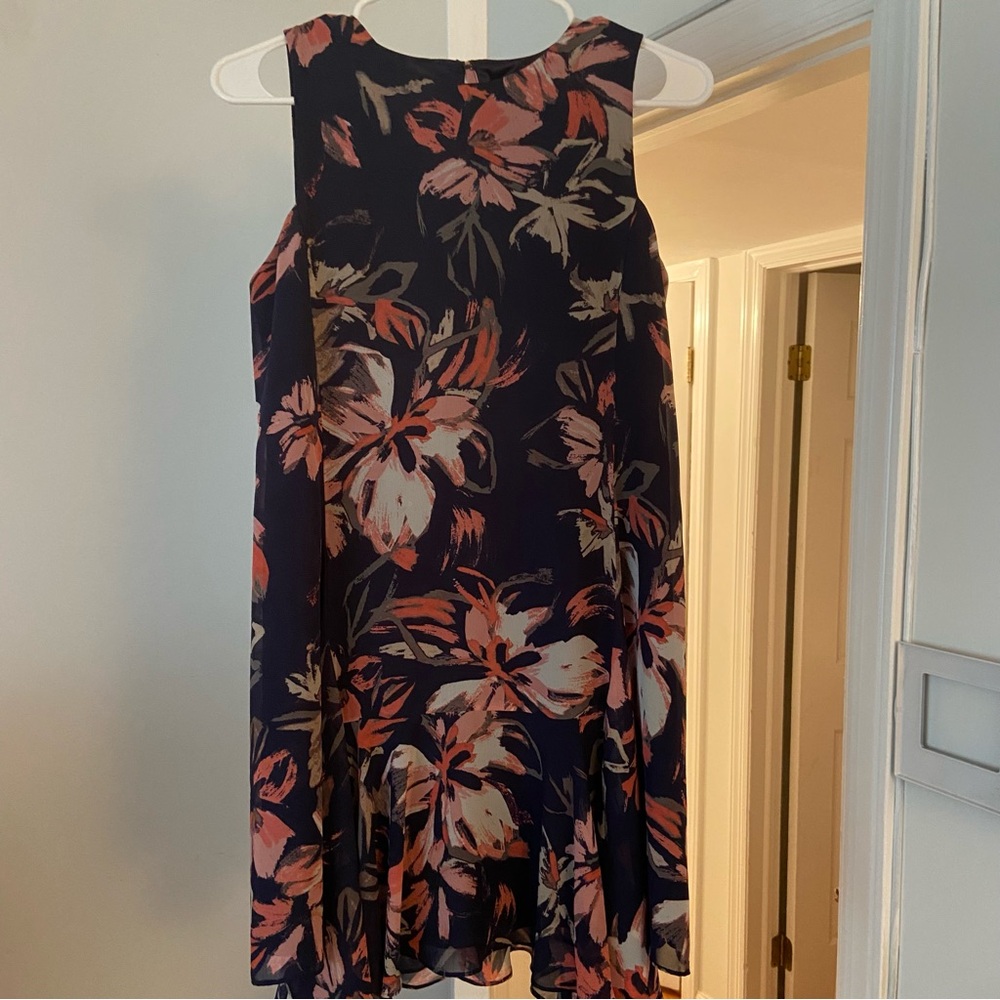 Chelsea28 sleeveless Womens dress Nordstrom navy blue with pink flowers